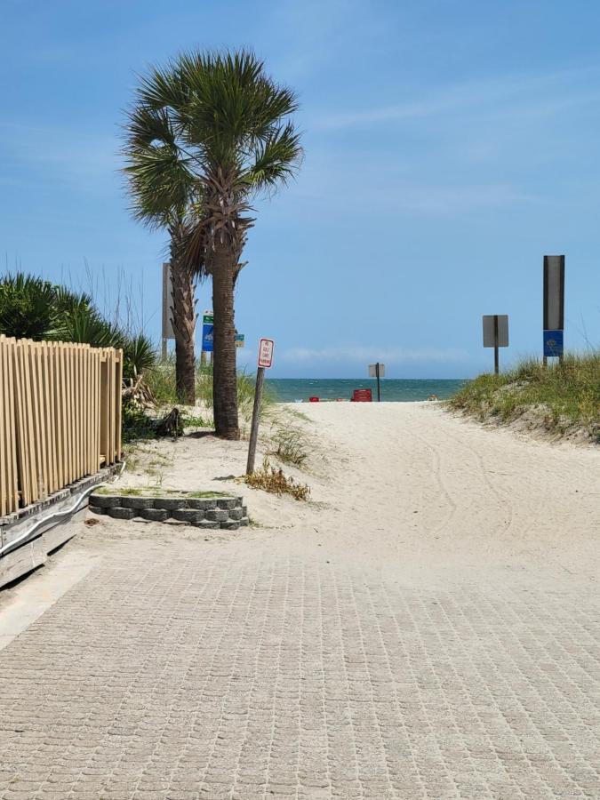 Salty Air Retreat Apartment Миртъл Бийч Екстериор снимка